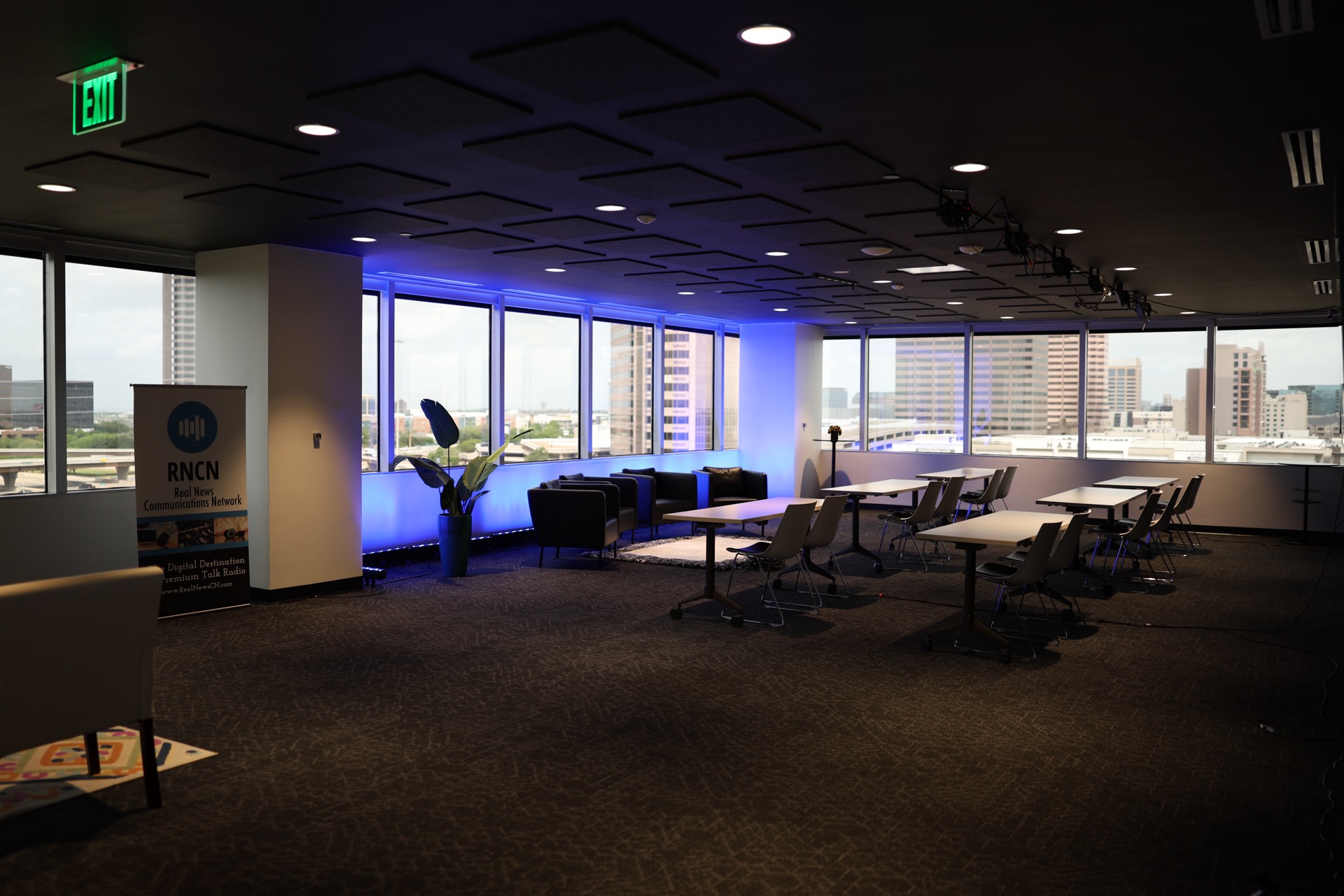 Dallas event space wide room layout